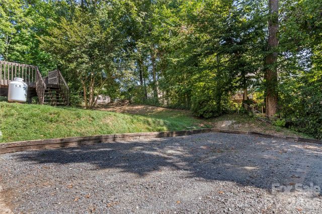 2513 Newington Court, Clemmons, NC 27012