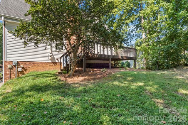 2513 Newington Court, Clemmons, NC 27012