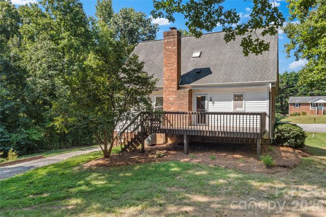 2513 Newington Court, Clemmons, NC 27012