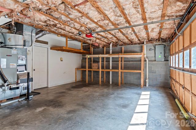 2513 Newington Court, Clemmons, NC 27012