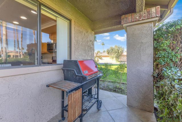 168 Camino Arroyo S, Palm Desert, CA 92260