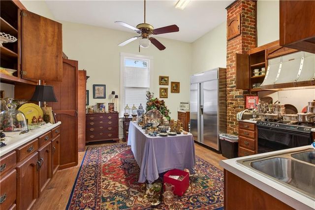 300 Ann S Street, Mobile, AL 36604