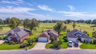 5757 Cobble Creek Dr, Pace, FL 32571