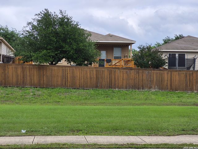 27523 LASSO BND, San Antonio, TX 78260