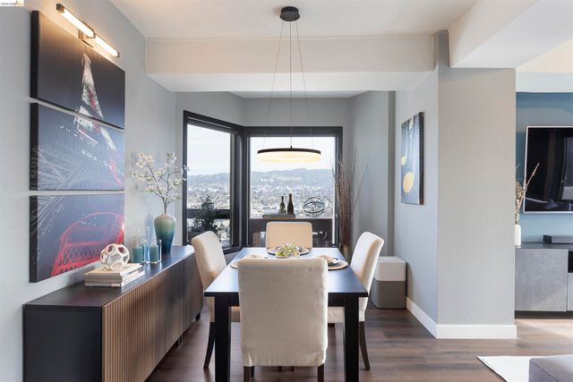 6363 Christie Ave. 2327, Emeryville, CA 94608