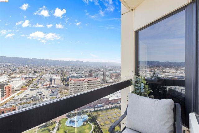 6363 Christie Ave. 2327, Emeryville, CA 94608