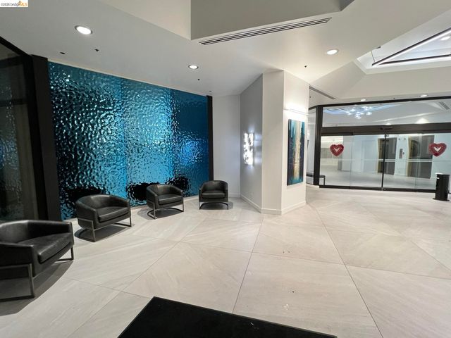 6363 Christie Ave. 2327, Emeryville, CA 94608