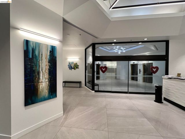 6363 Christie Ave. 2327, Emeryville, CA 94608