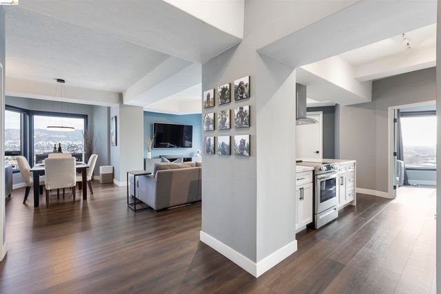 6363 Christie Ave. 2327, Emeryville, CA 94608