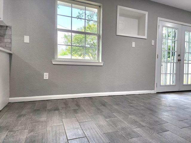 5914 Newquay Street, Houston, TX 77085