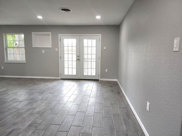 5914 Newquay Street, Houston, TX 77085