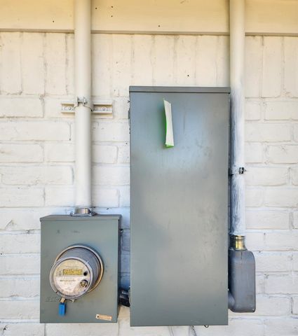 5914 Newquay Street, Houston, TX 77085