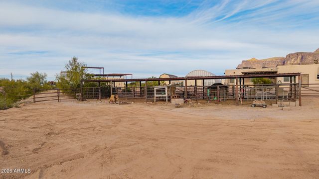 4021 E CODY Street, Apache Junction, AZ 85119