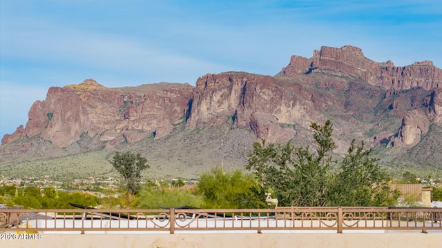 4021 E CODY Street, Apache Junction, AZ 85119