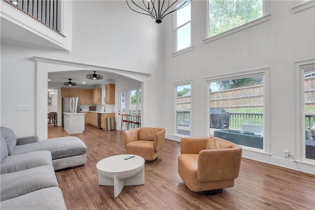 4221 Willow Oak Drive, Gainesville, GA 30506