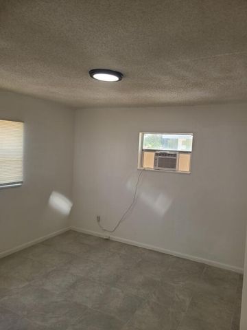 610 Holly Avenue, Fort Pierce, FL 34982