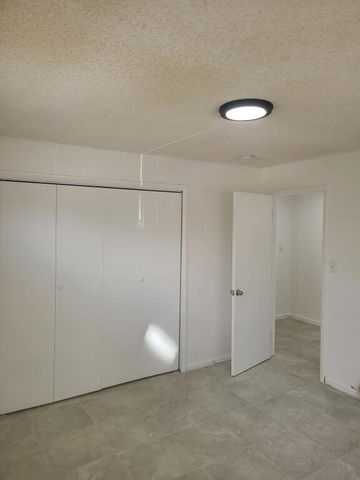 610 Holly Avenue, Fort Pierce, FL 34982