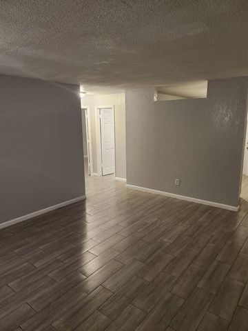 610 Holly Avenue, Fort Pierce, FL 34982