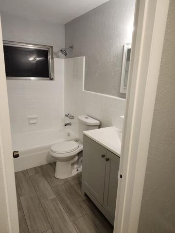 610 Holly Avenue, Fort Pierce, FL 34982