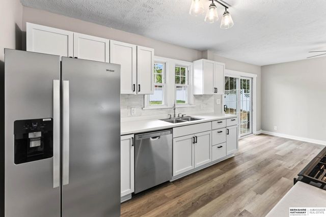 7205 Minne Lusa Boulevard, Omaha, NE 68112