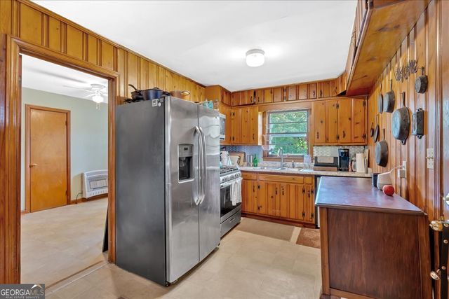 7783 Cantrell Road, Douglasville, GA 30135