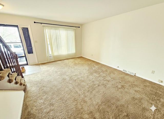 749 Wellington Drive, Dyer, IN 46311