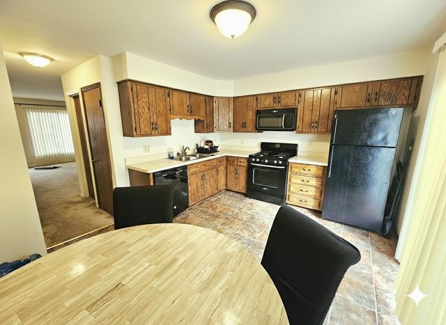 749 Wellington Drive, Dyer, IN 46311