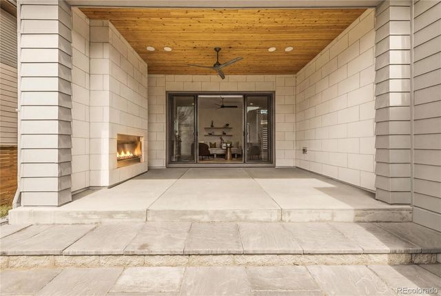 6121 Chester Street, Denver, CO 80238