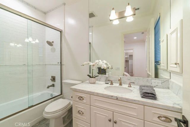 700 Acacia Avenue A, Corona Del Mar, CA 92625