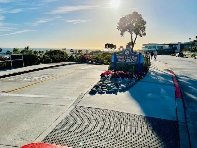 700 Acacia Avenue A, Corona Del Mar, CA 92625