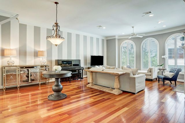 2109 Crocker Street, Houston, TX 77006