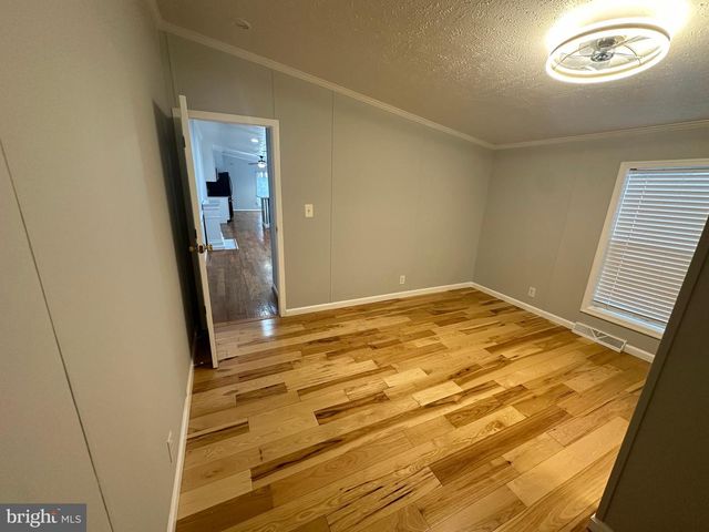 244 5TH ST, Lothian, MD 20711