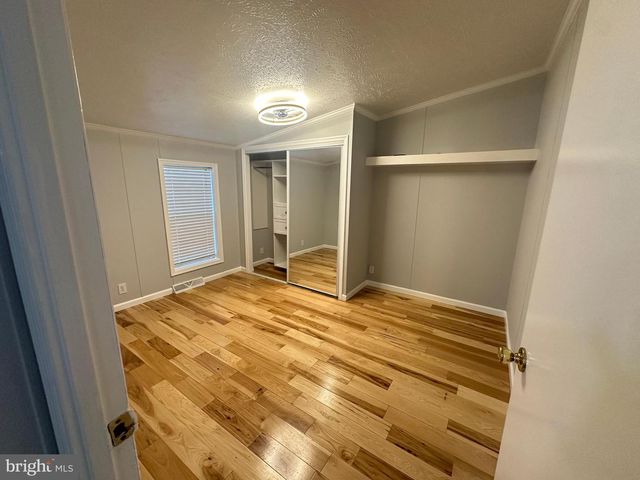 244 5TH ST, Lothian, MD 20711