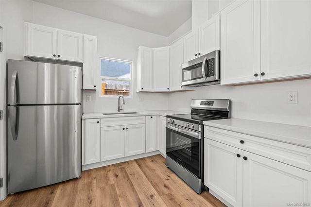 81 Amherst, San Diego, CA 92115