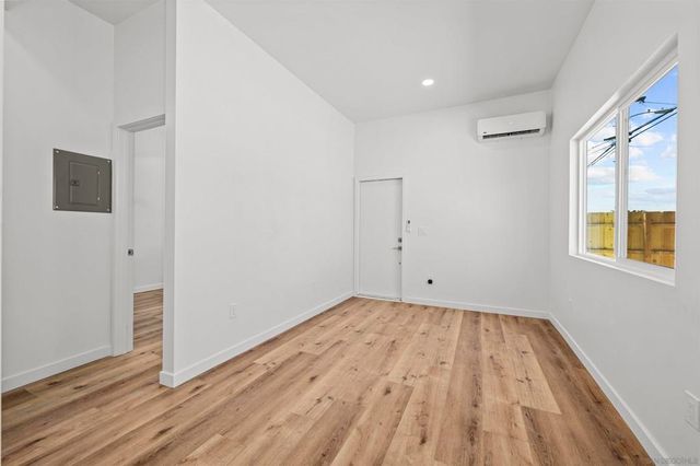 81 Amherst, San Diego, CA 92115