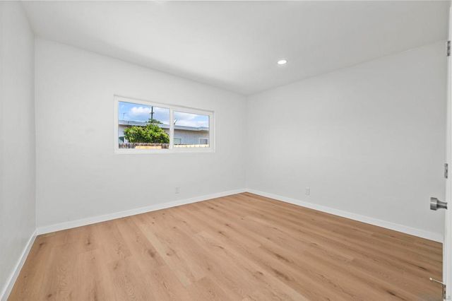 81 Amherst, San Diego, CA 92115