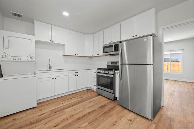 81 Amherst, San Diego, CA 92115