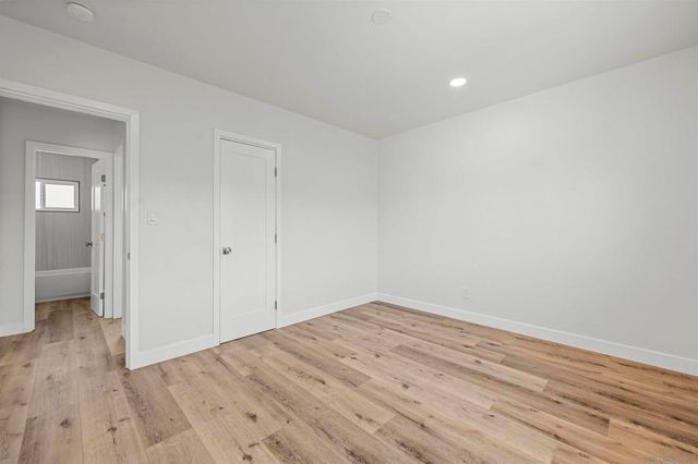 81 Amherst, San Diego, CA 92115