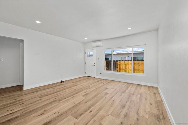 81 Amherst, San Diego, CA 92115