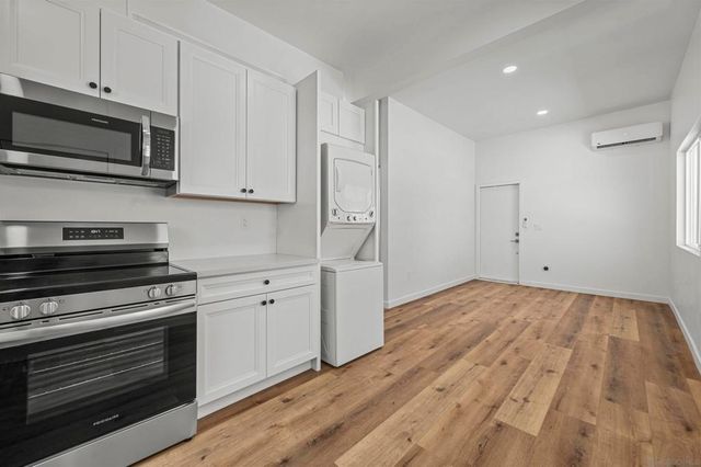 81 Amherst, San Diego, CA 92115