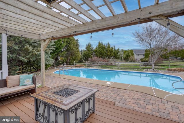 21 VISCAYA CT, Bear, DE 19701