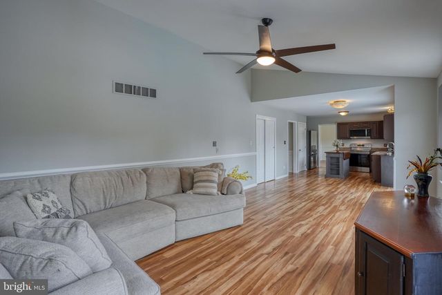 21 VISCAYA CT, Bear, DE 19701