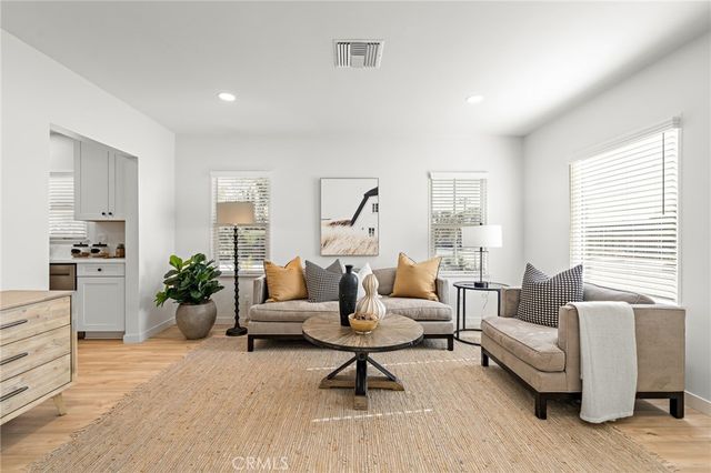 267 Olive, Claremont, CA 91711