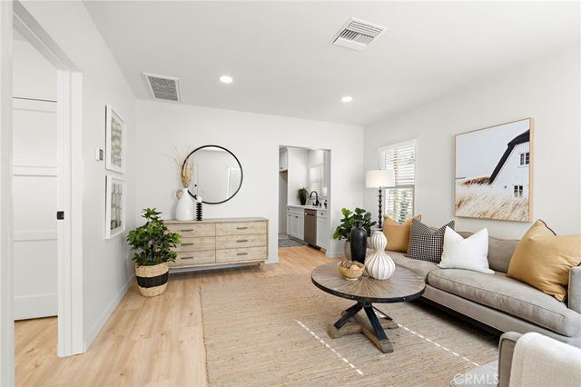 267 Olive, Claremont, CA 91711