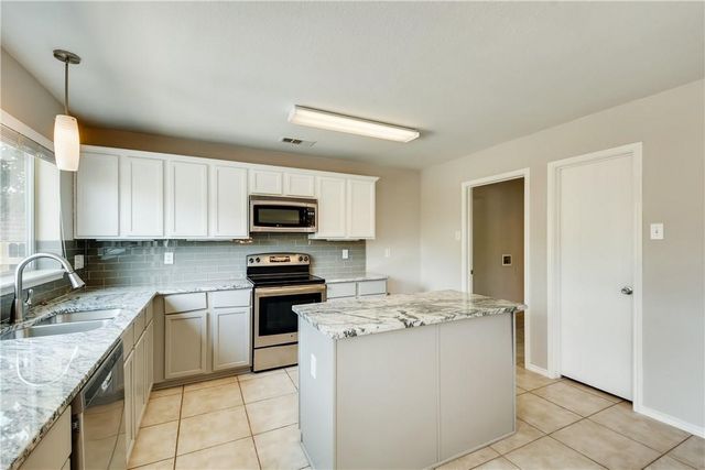 3705 Lazy River Ranch Road, Fort Worth, TX 76262