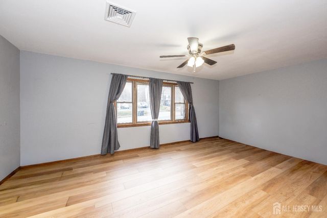 29 MAIN Street, Hackettstown, NJ 07840