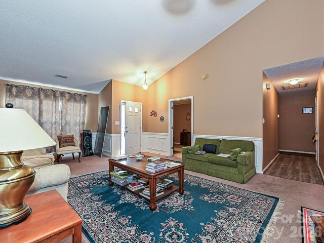 11726 Black Maple Avenue, Charlotte, NC 28269