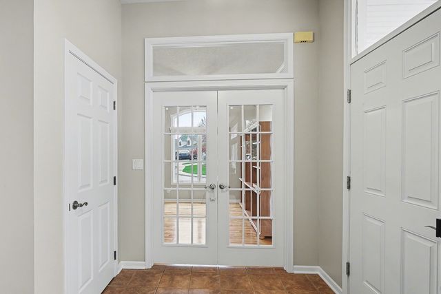 5900 Century Way E, Johnston, IA 50131