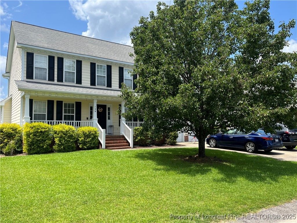 129 Barkley Court, Raeford, NC 28376