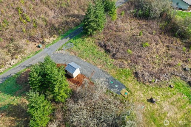 208 Sanderson Road, Chehalis, WA 98532